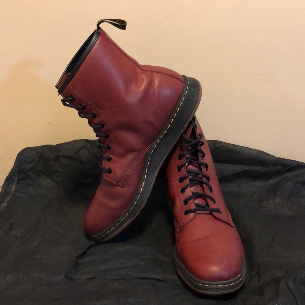 Dr Martens NEWTONS all leather boots